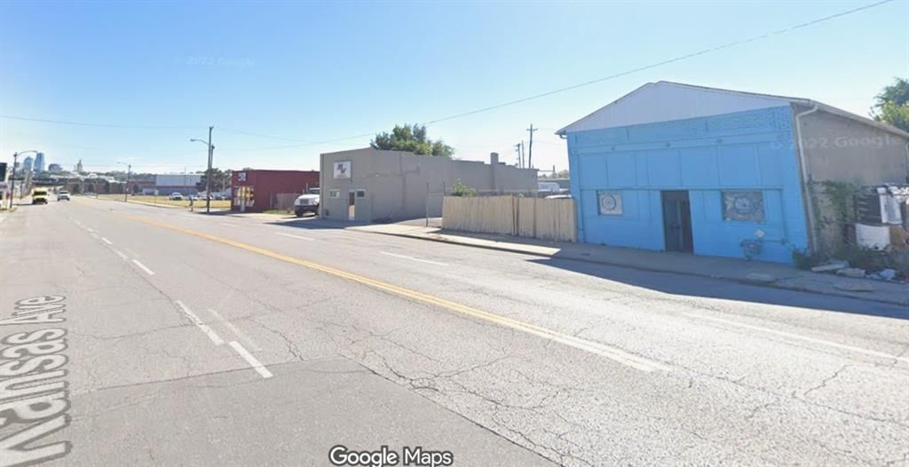 413 Kansas Avenue — photo 2