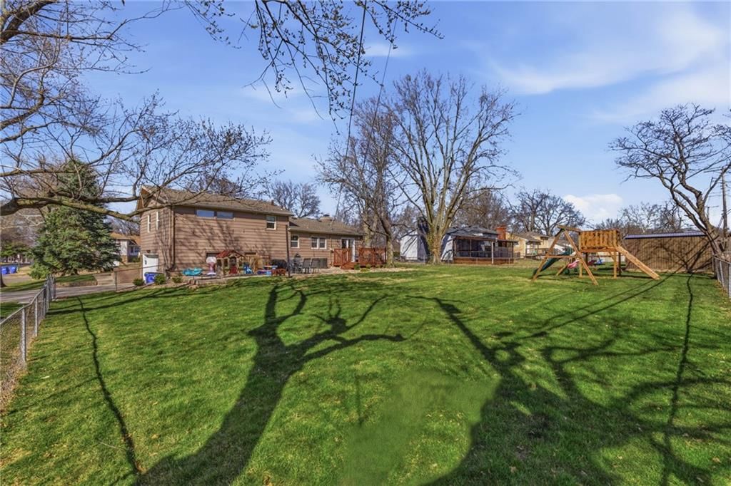 13621 W 90th Place — photo 32