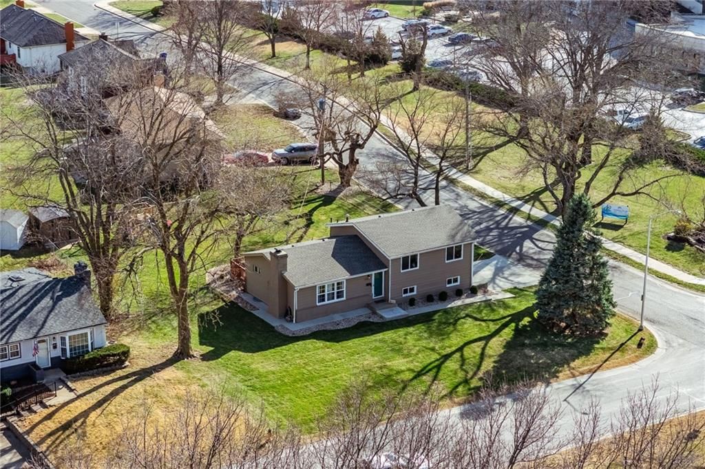 13621 W 90th Place — photo 36
