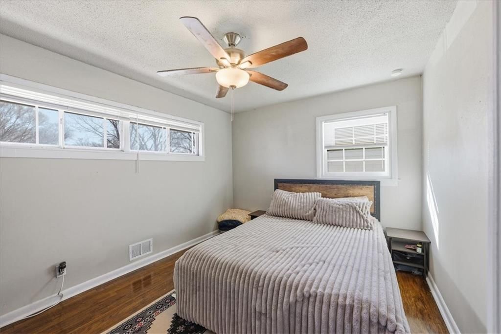 5910 N Park Avenue — photo 7