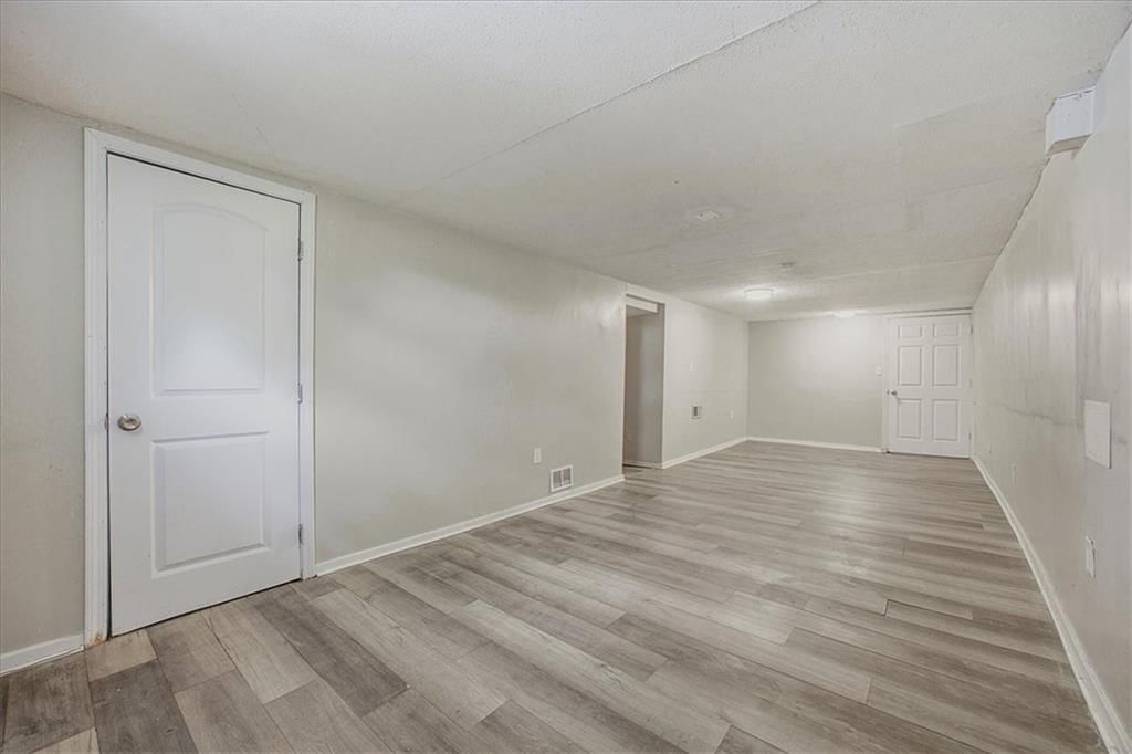5910 N Park Avenue — photo 11