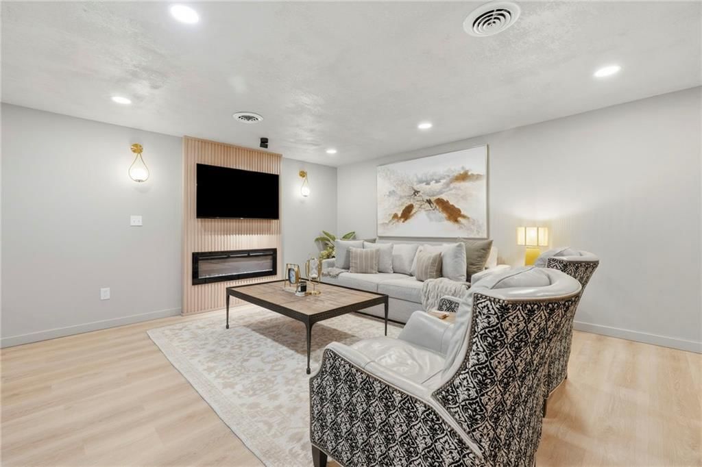 225 SW Seagull Street — photo 28
