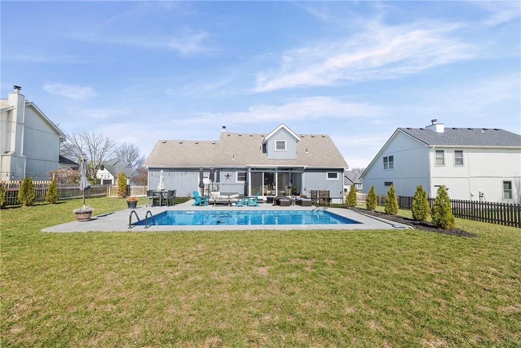 225 SW Seagull Street — photo 36