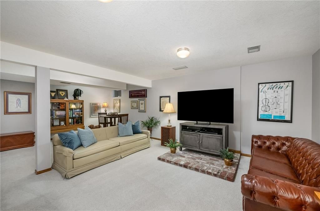 16970 Grandview Street — photo 35
