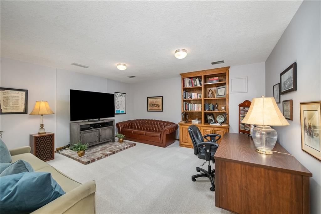 16970 Grandview Street — photo 36