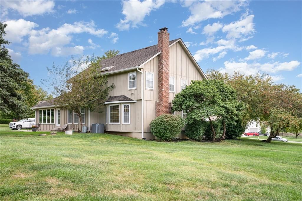 16970 Grandview Street — photo 39