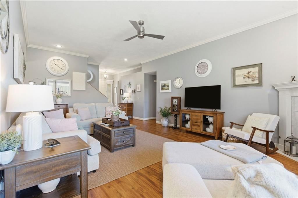 3005 E Eastmoor Court — photo 9