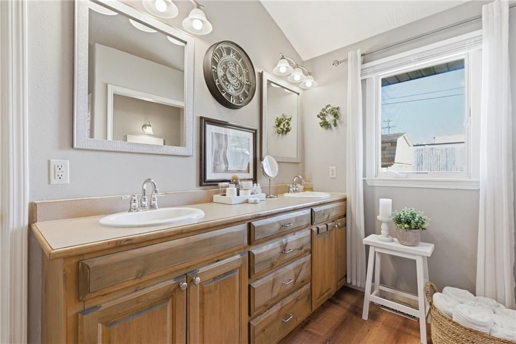 3005 E Eastmoor Court — photo 16