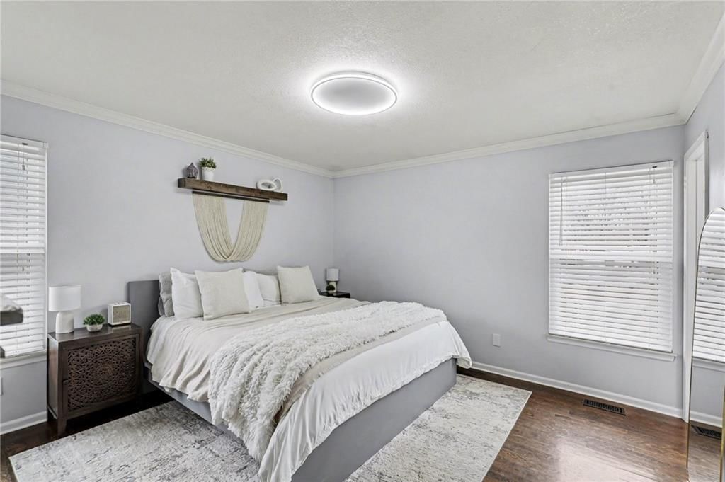 126 S Tremont Street — photo 14