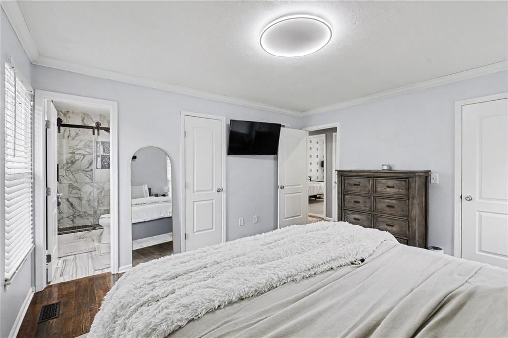 126 S Tremont Street — photo 16