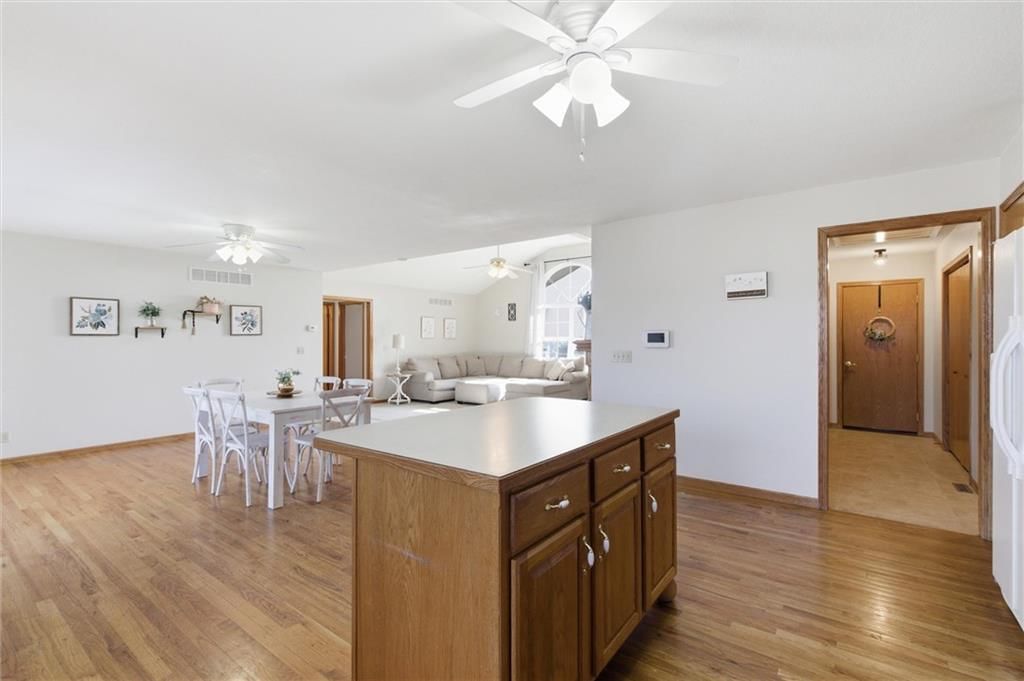 3708 Richmond Drive — photo 13