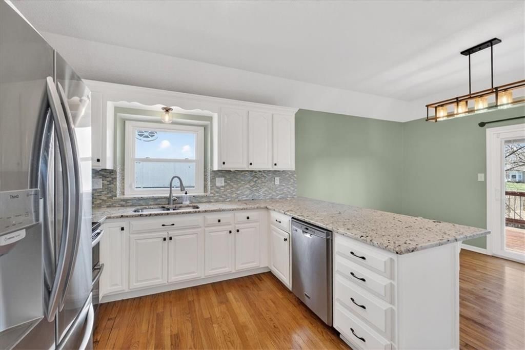 1541 NE Neawanna Drive — photo 14