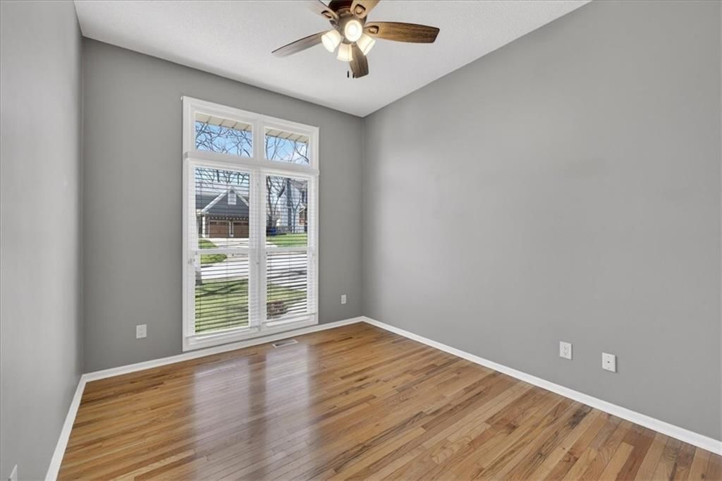 1541 NE Neawanna Drive — photo 27
