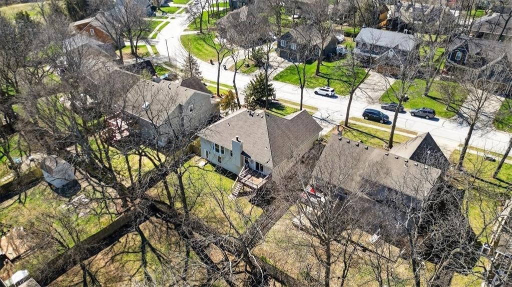 1541 NE Neawanna Drive — photo 54