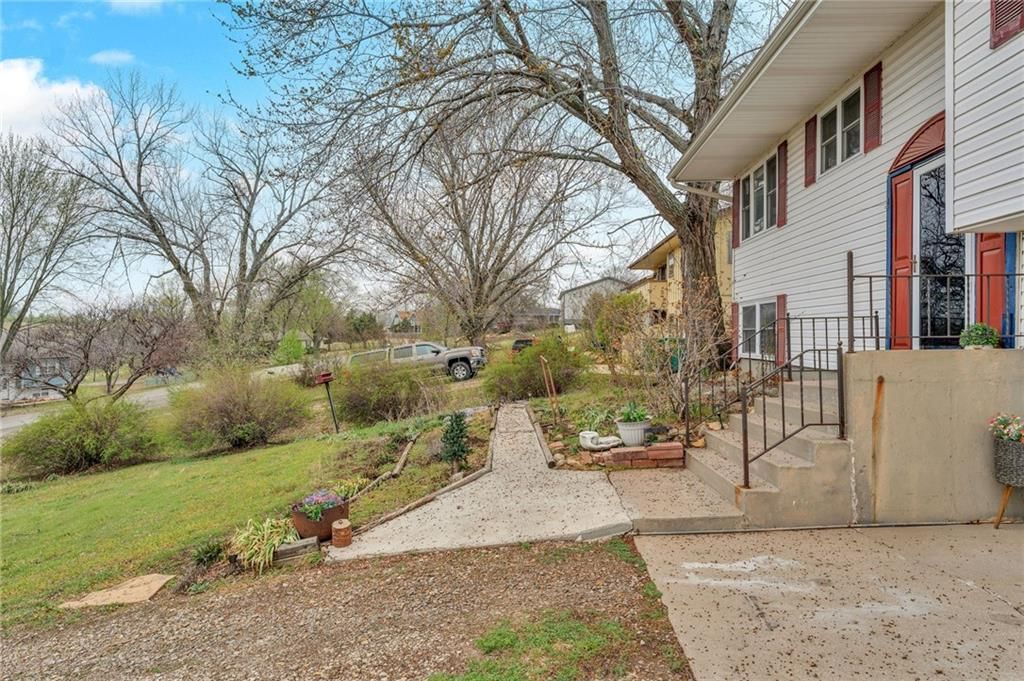 7700 Trail Road — photo 4