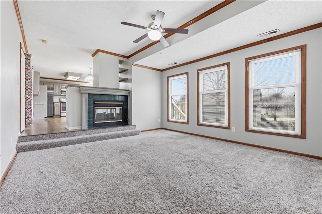 905 NE Kenwood Drive — photo 14