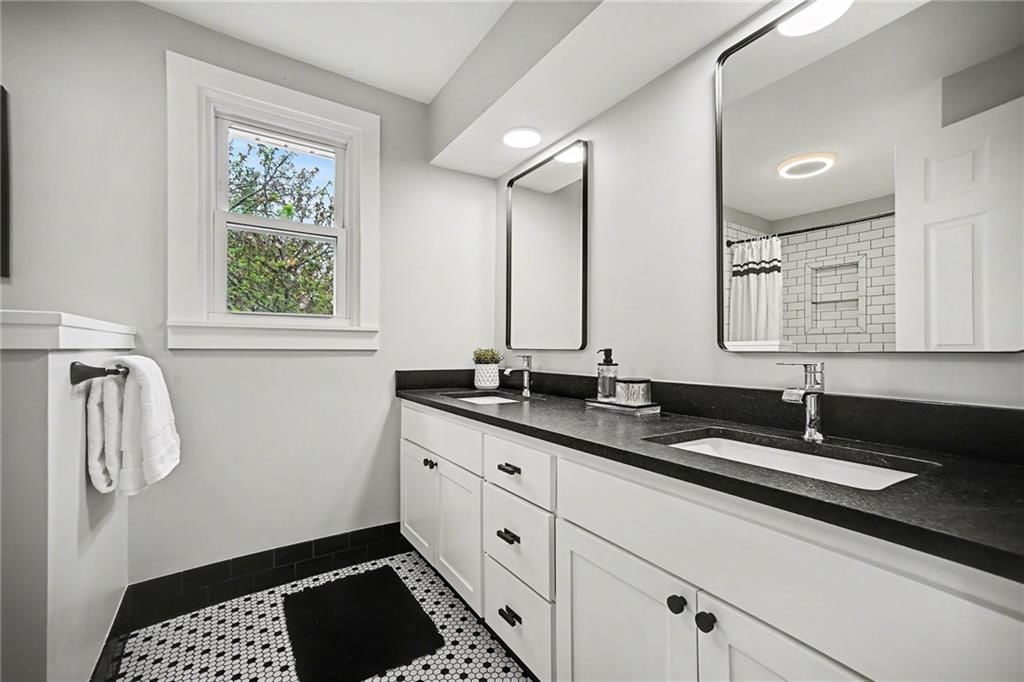 5507 W 90th Terrace — photo 39