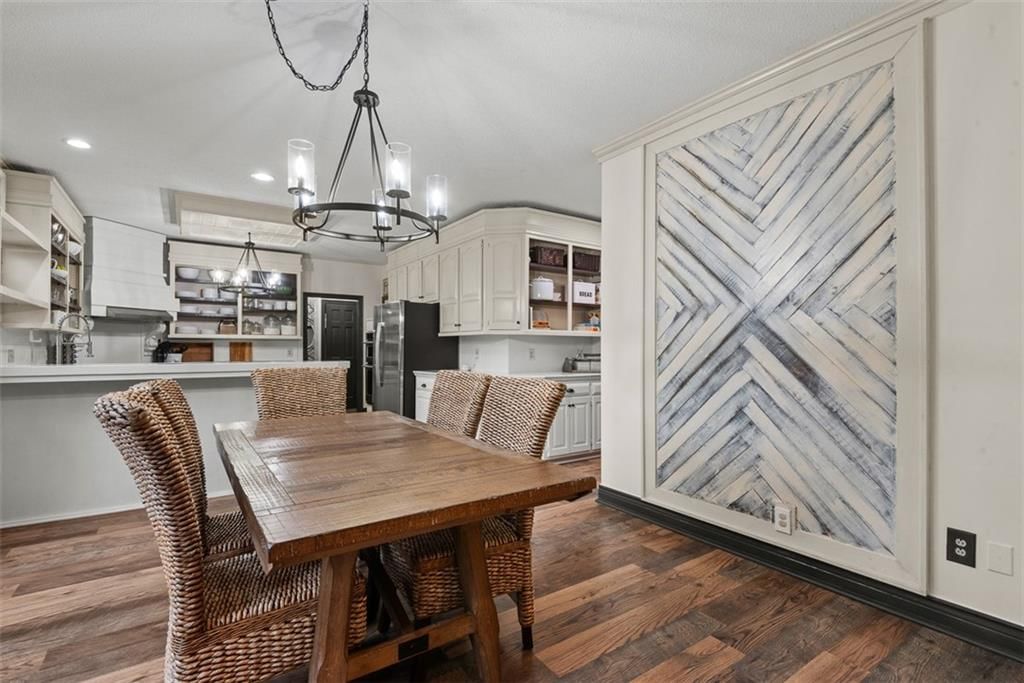 1450 E Orleans Drive — photo 9