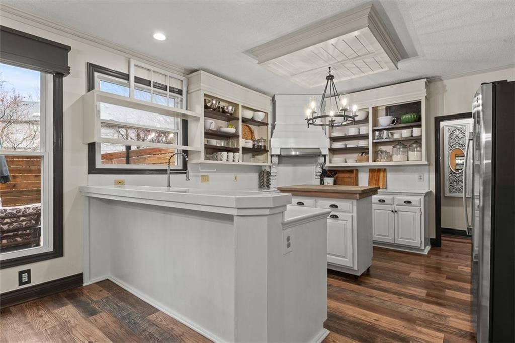 1450 E Orleans Drive — photo 11