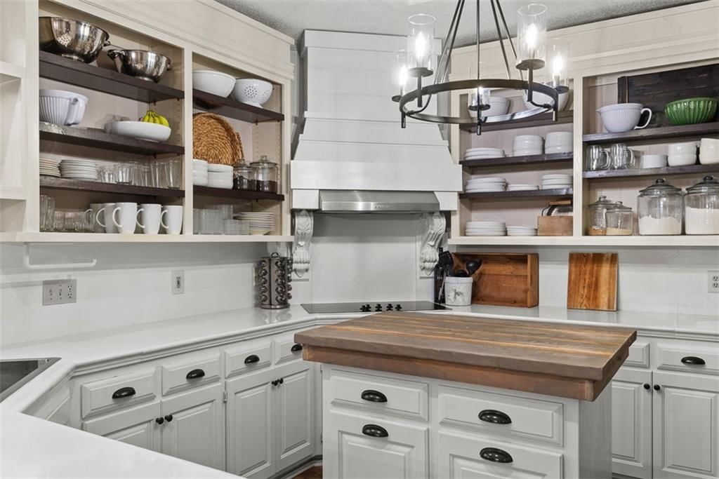 1450 E Orleans Drive — photo 12