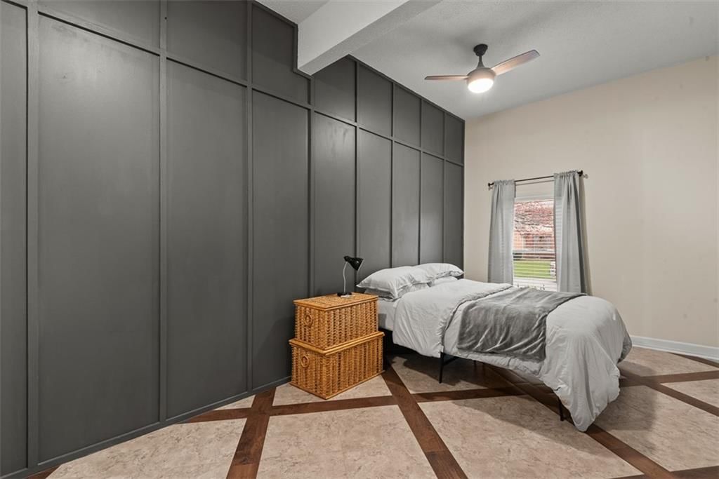 1450 E Orleans Drive — photo 17