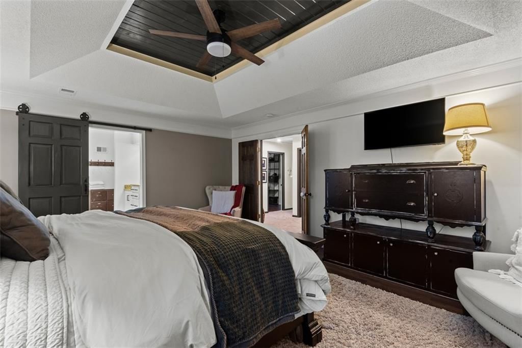 1450 E Orleans Drive — photo 22