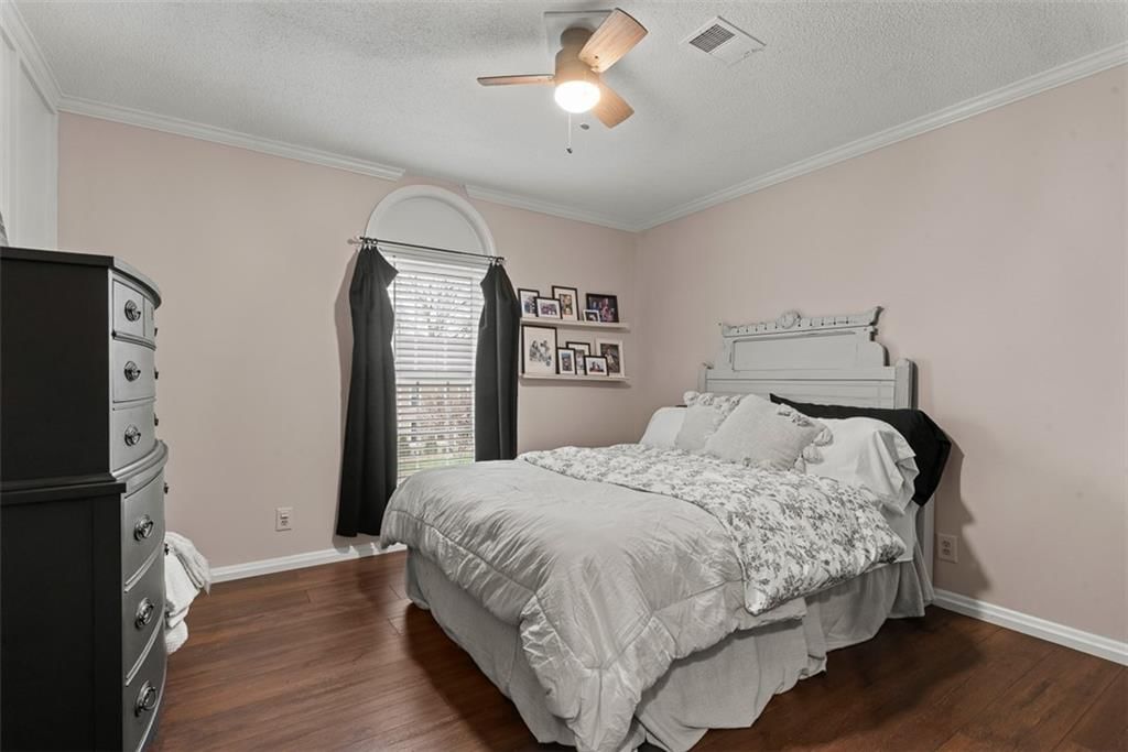 1450 E Orleans Drive — photo 25