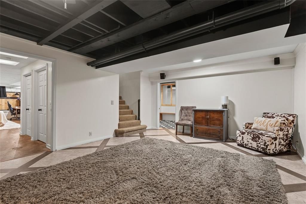 1450 E Orleans Drive — photo 30