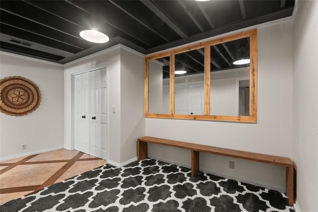 1450 E Orleans Drive — photo 33