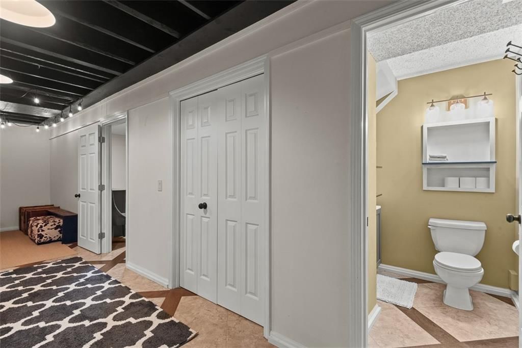 1450 E Orleans Drive — photo 34