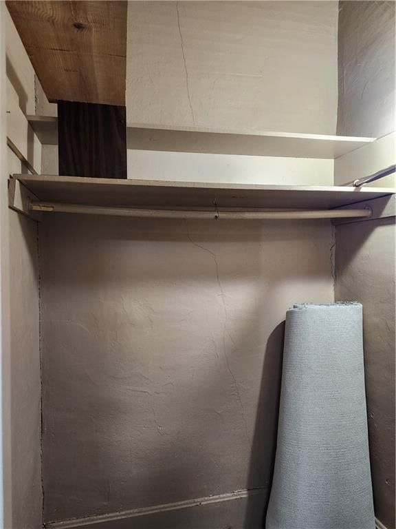 214 Michigan Street — photo 4