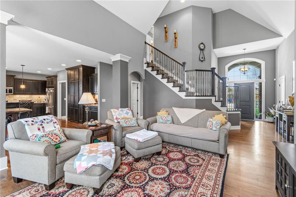 830 Evergreen Street — photo 4