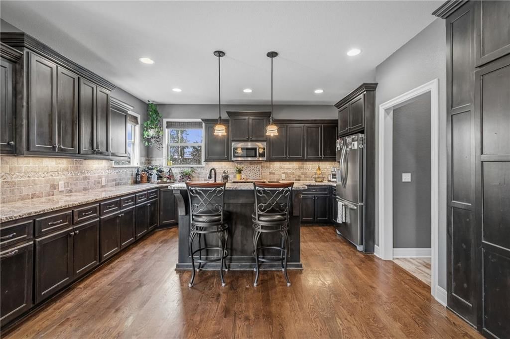 830 Evergreen Street — photo 8