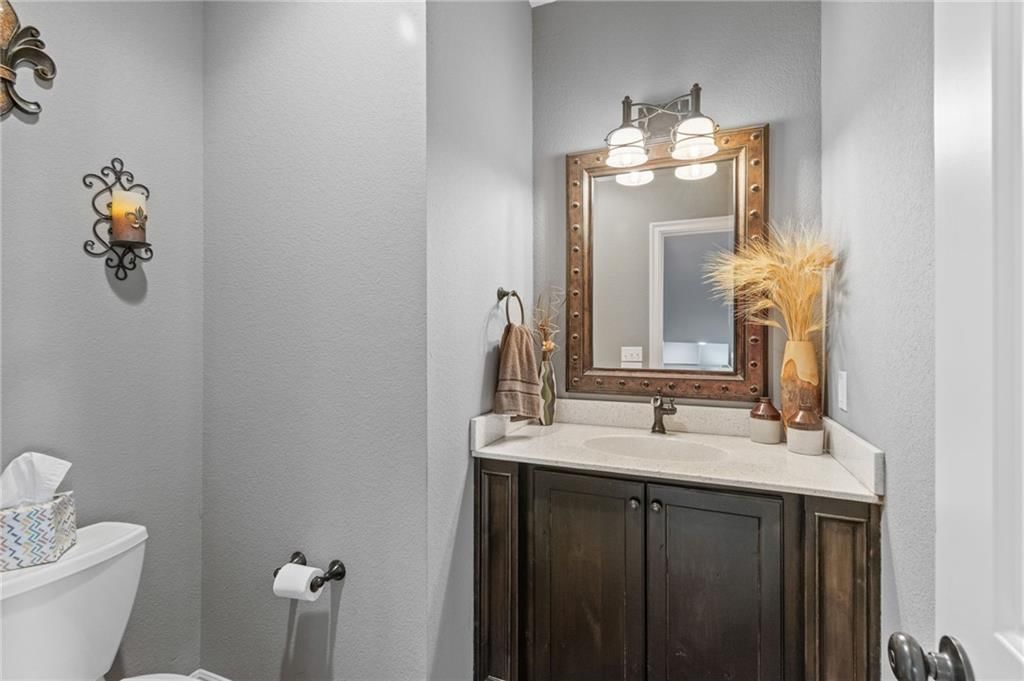 830 Evergreen Street — photo 13