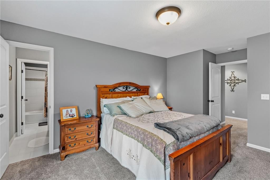 830 Evergreen Street — photo 23