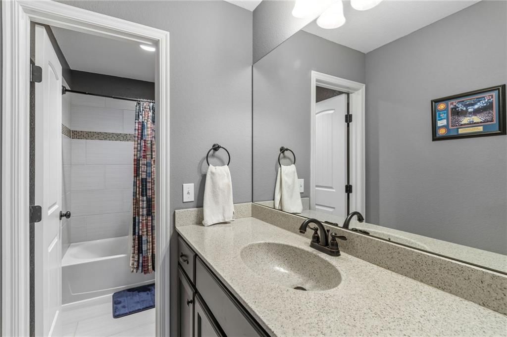 830 Evergreen Street — photo 24