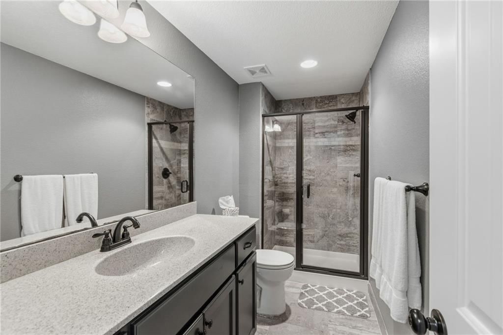 830 Evergreen Street — photo 27