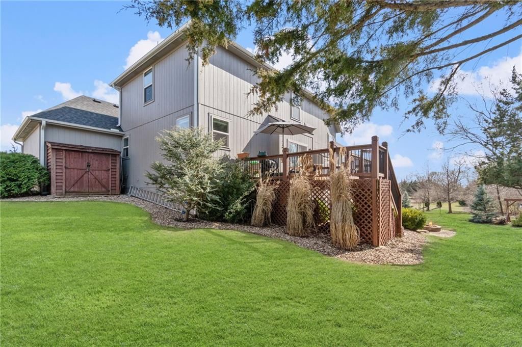 830 Evergreen Street — photo 37