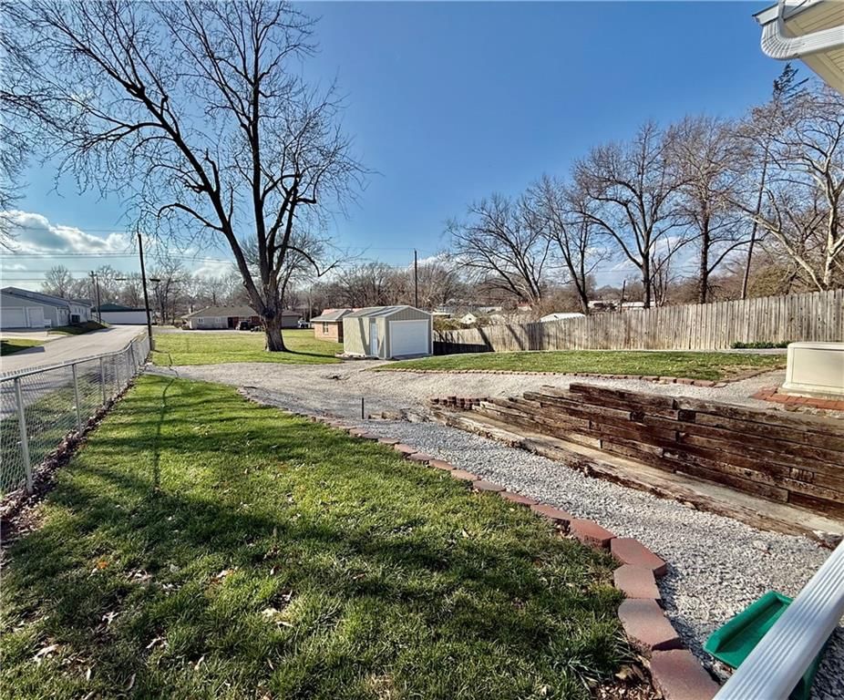 312 Morningside Drive — photo 7