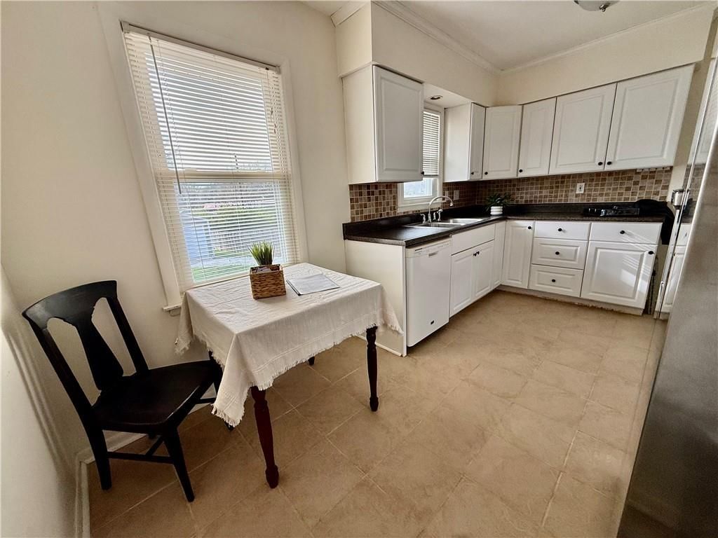 312 Morningside Drive — photo 15