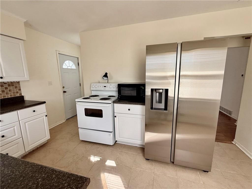 312 Morningside Drive — photo 17