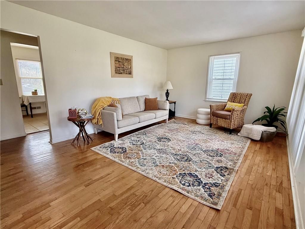 312 Morningside Drive — photo 18