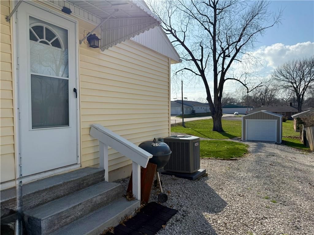 312 Morningside Drive — photo 37