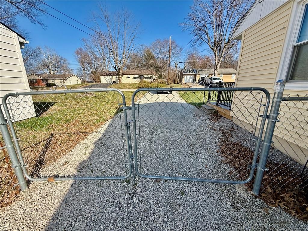312 Morningside Drive — photo 38