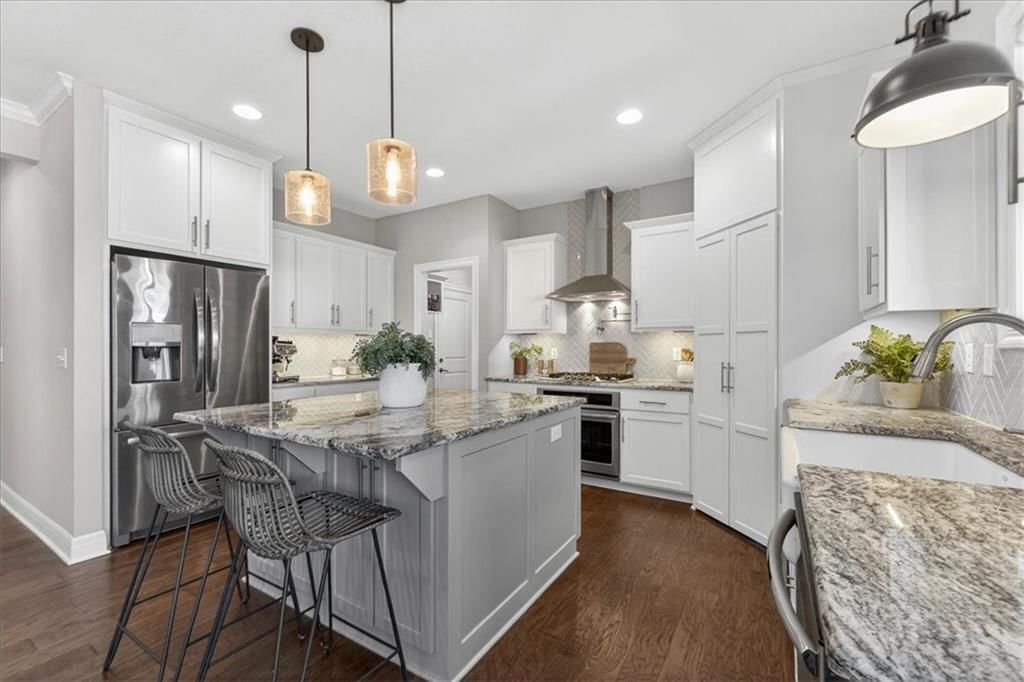 914 Rannoch Lane, Raymore, MO