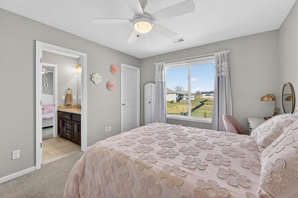 914 Rannoch Lane — photo 41