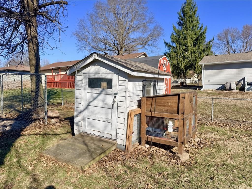 1817 St. Joseph Street — photo 28