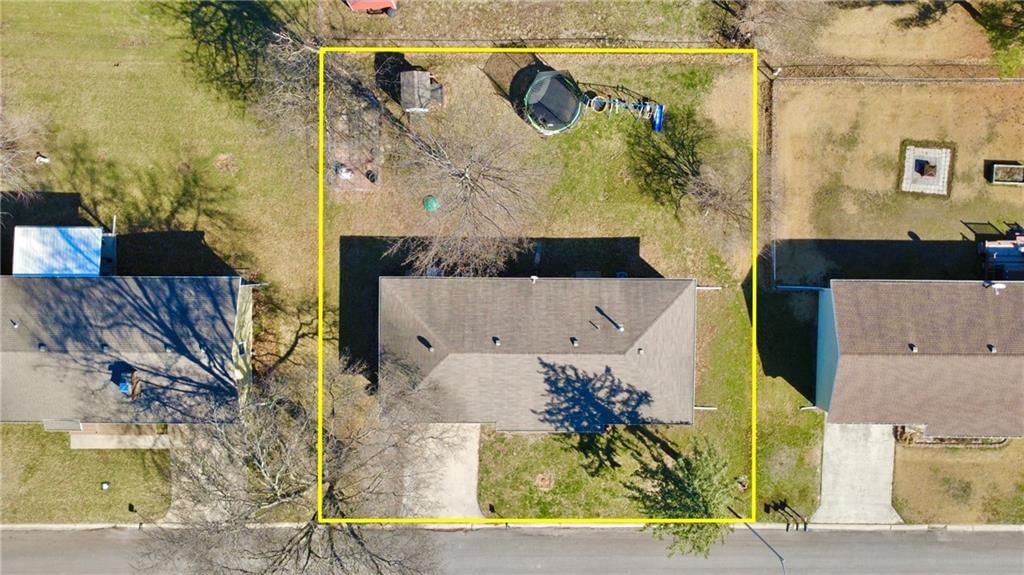 1817 St. Joseph Street — photo 29