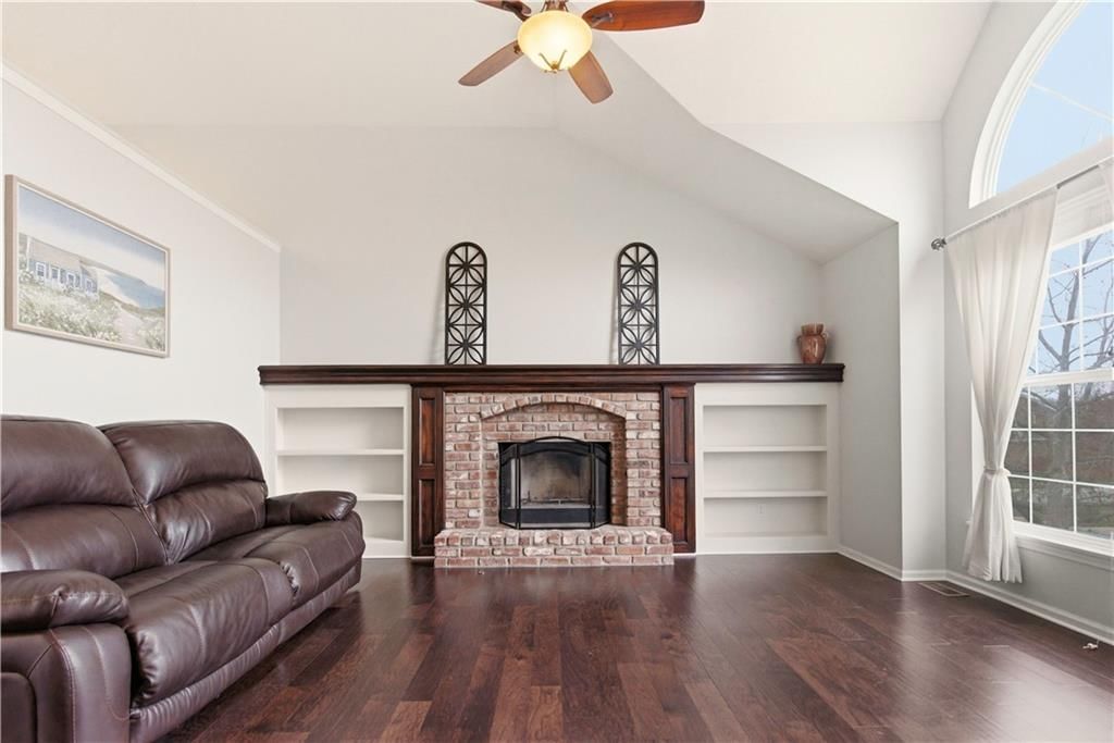 1024 N Marion Street — photo 7