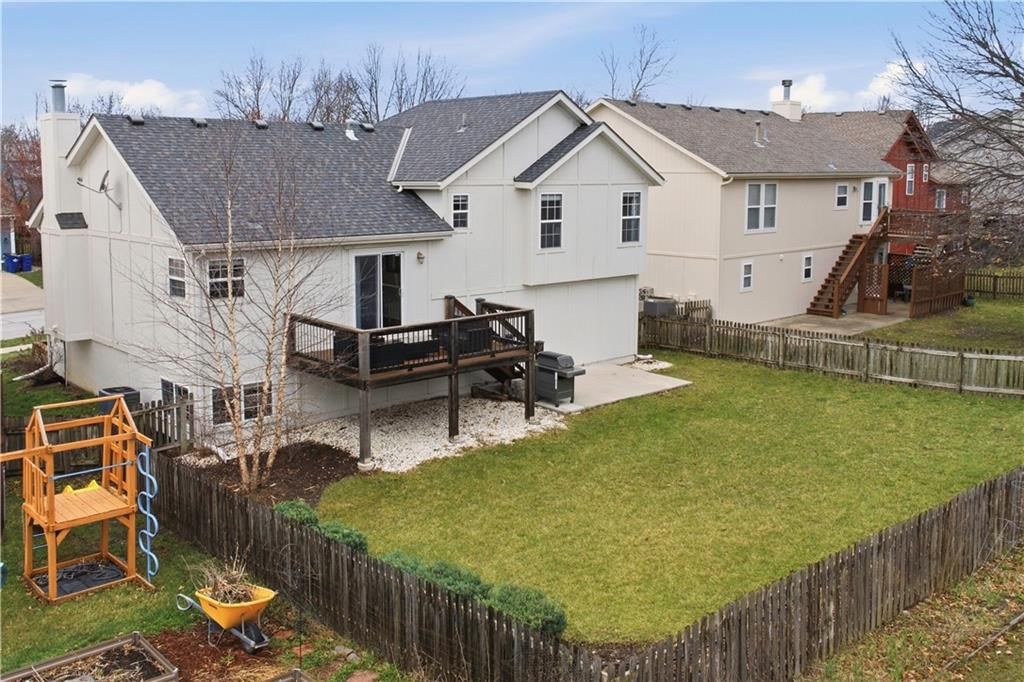 1024 N Marion Street — photo 33